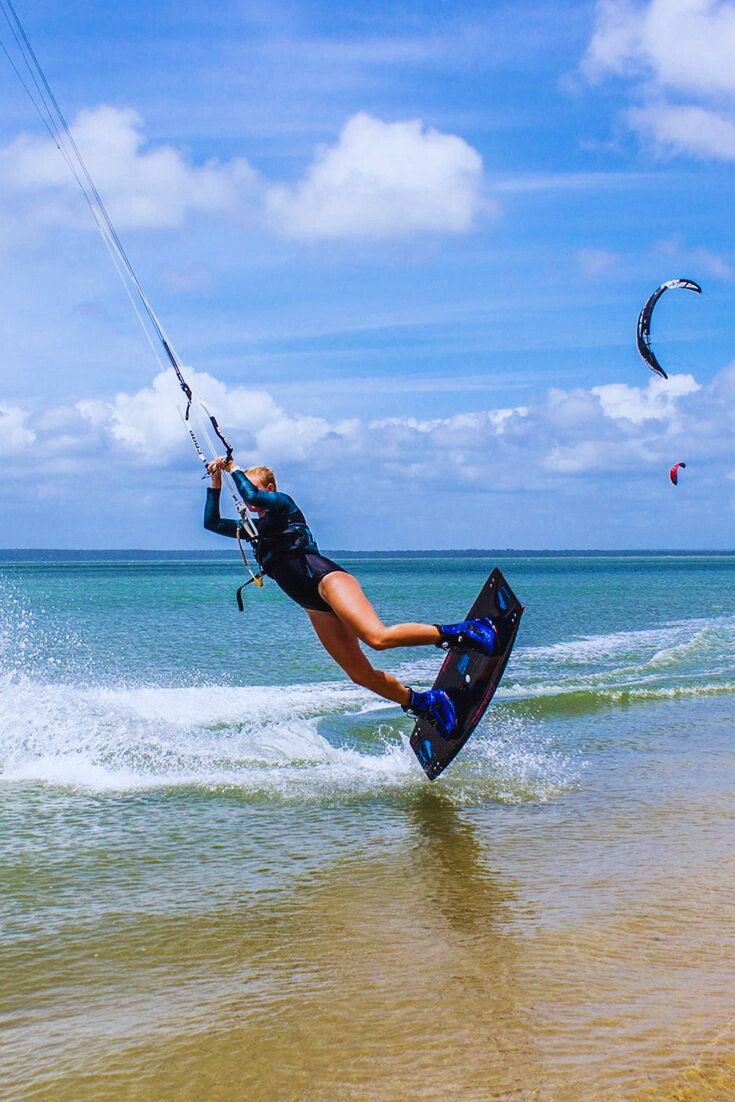 Kitesurfing in Kalpitiya